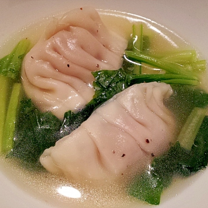 小松菜と水餃子の中華風スープ